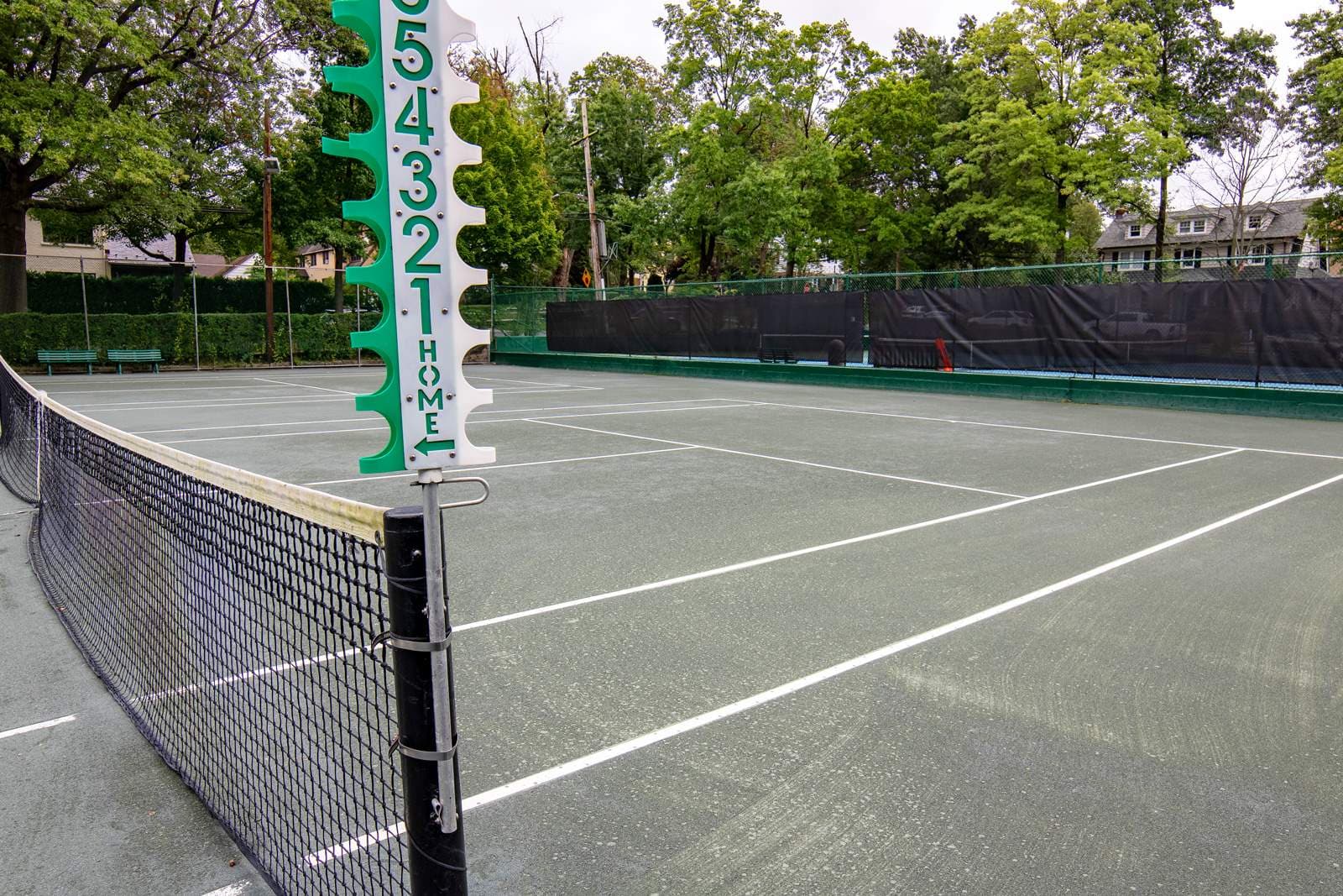 Tennis courts at Douglaston Club